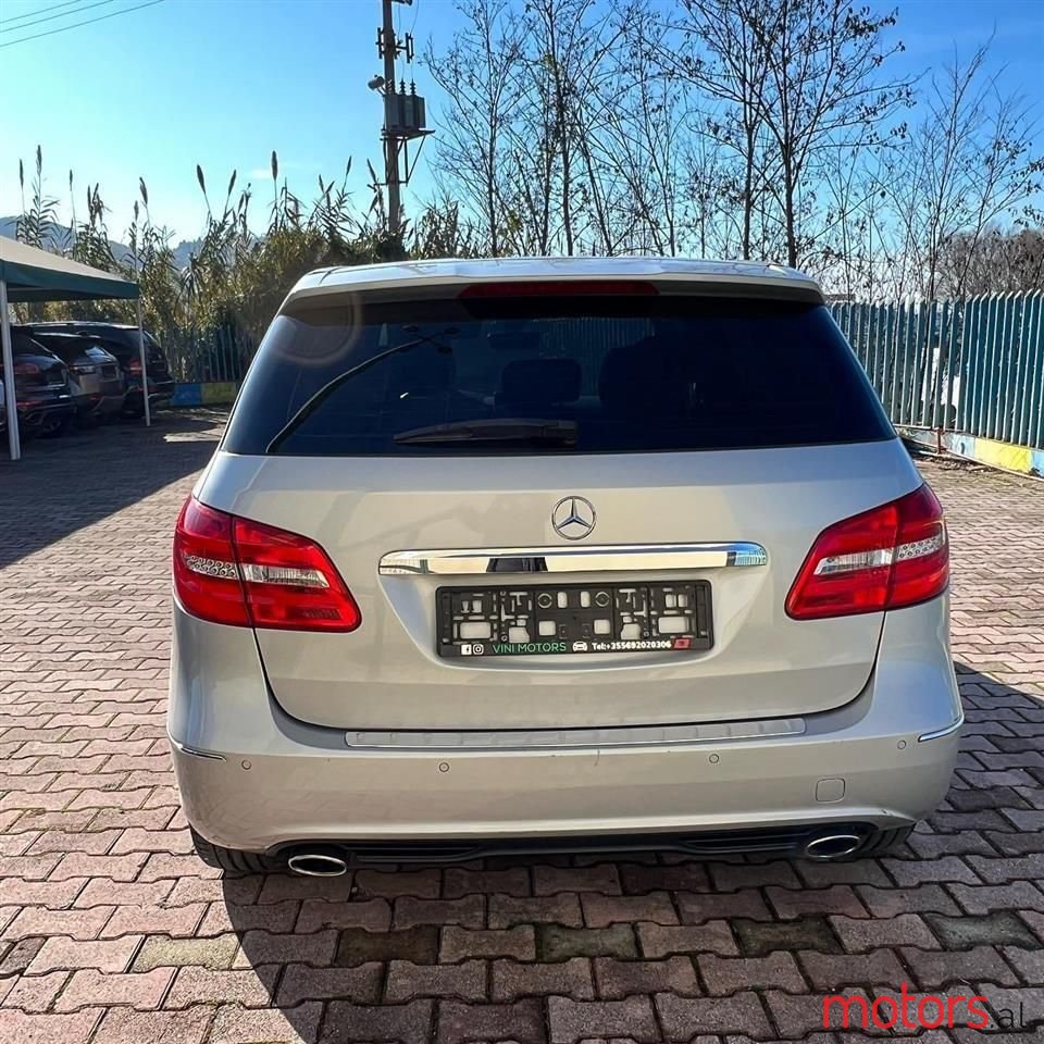 2014' Mercedes-Benz B 200 photo #5