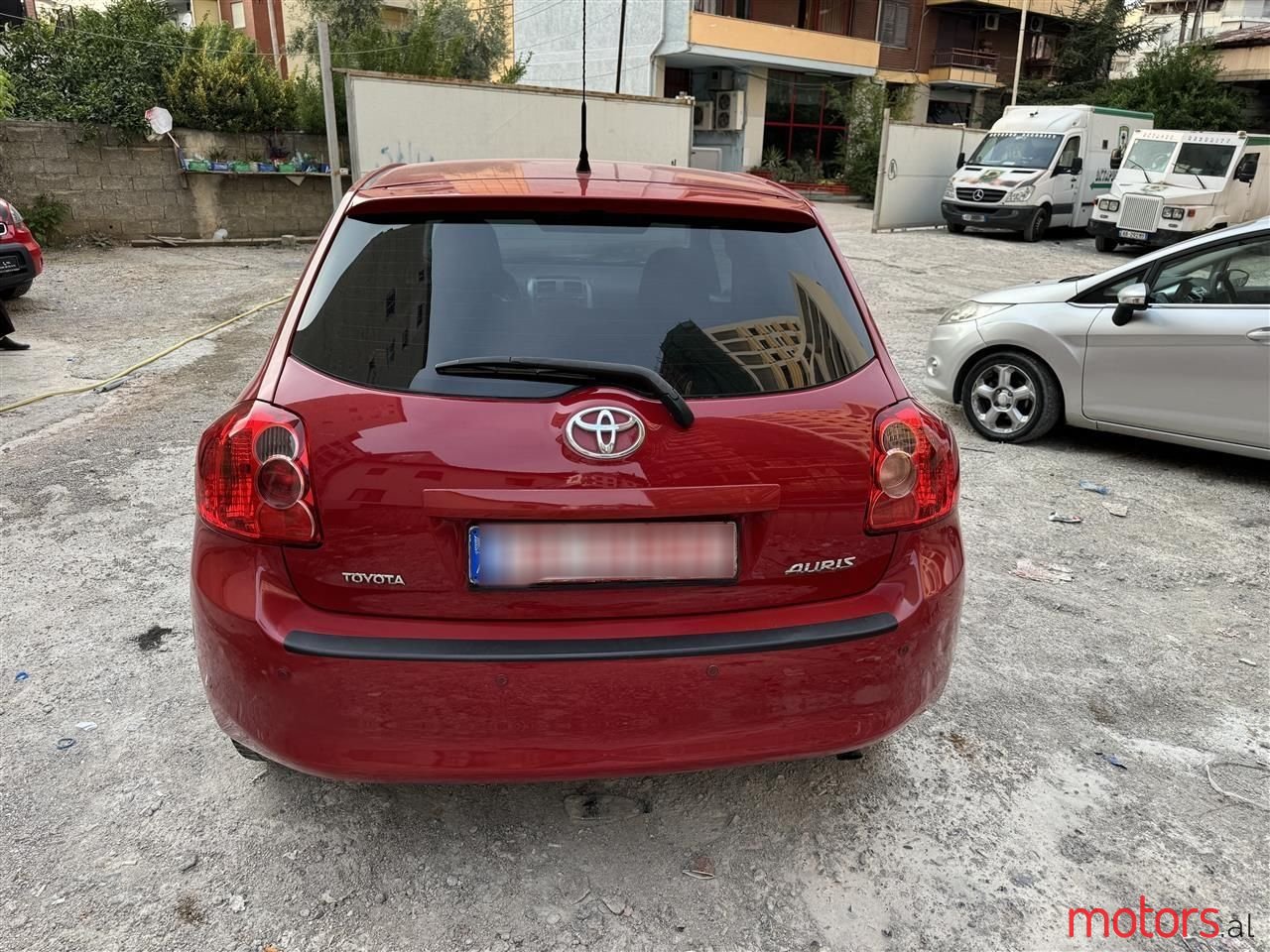 2008' Toyota Auris photo #2