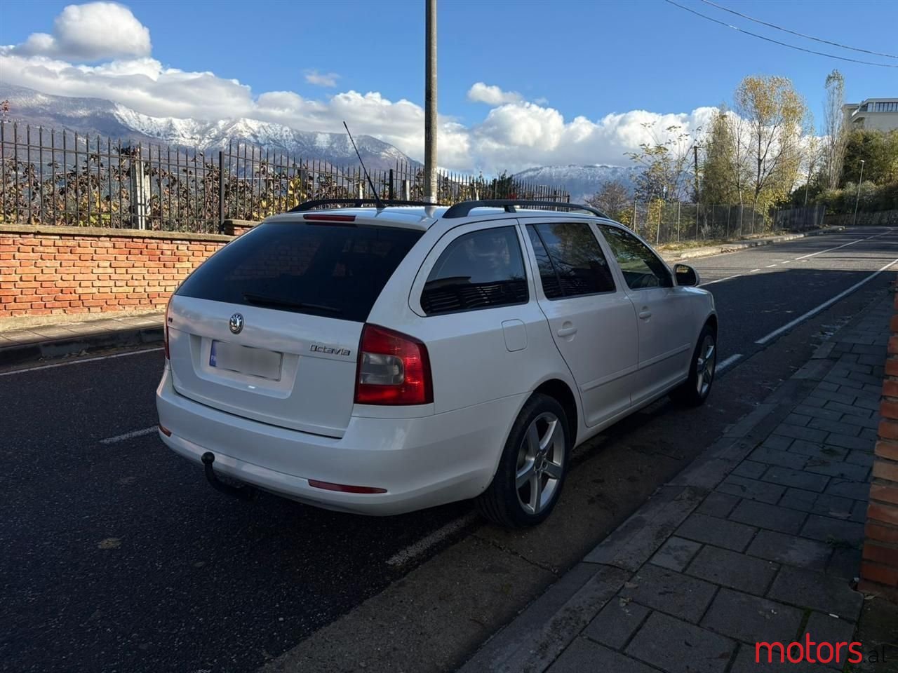 2011' Skoda Octavia photo #4