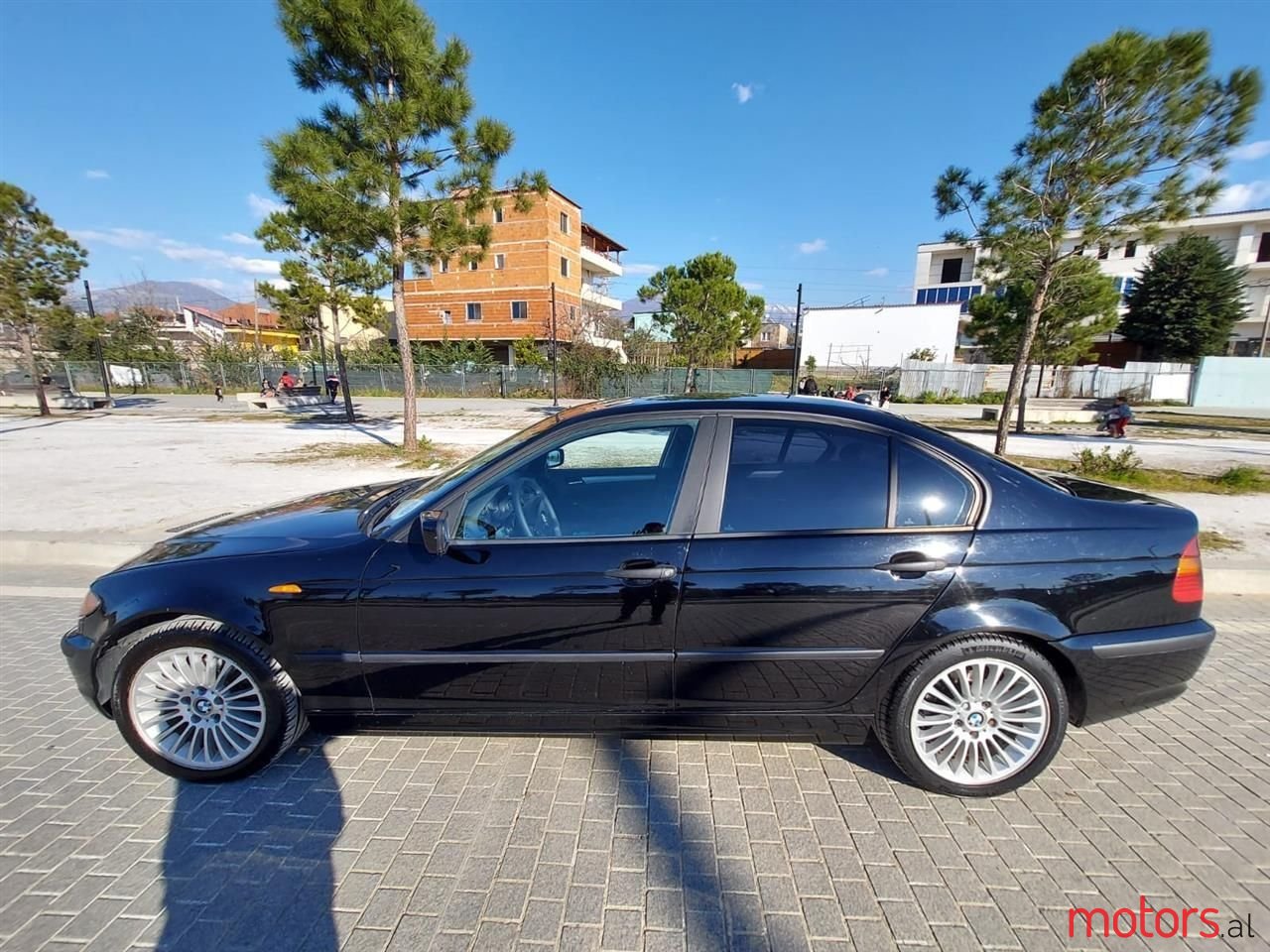 2002' BMW 320 photo #3