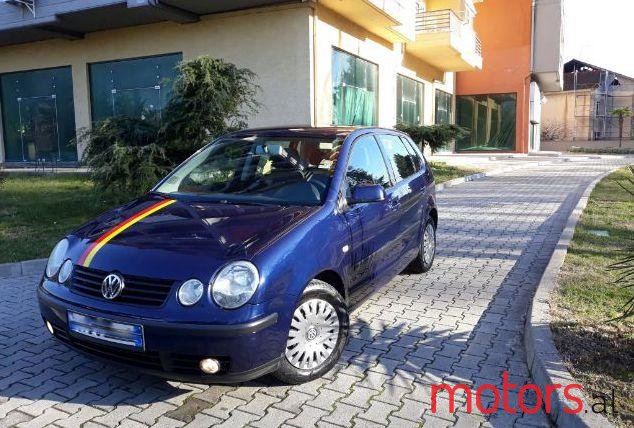 2002' Volkswagen Polo photo #1