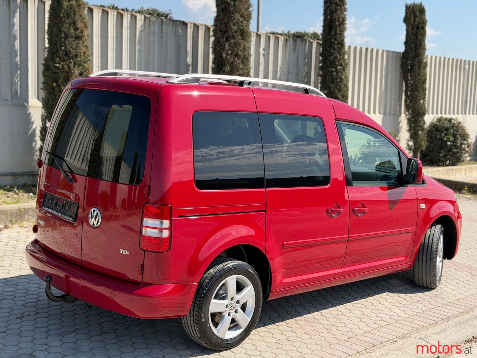 2016' Volkswagen Caddy photo #5