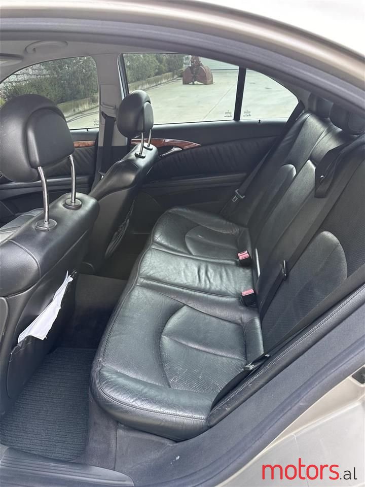 2004' Mercedes-Benz 270 photo #5