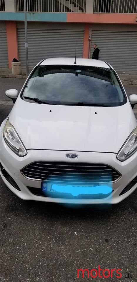 2014' Ford Fiesta photo #2