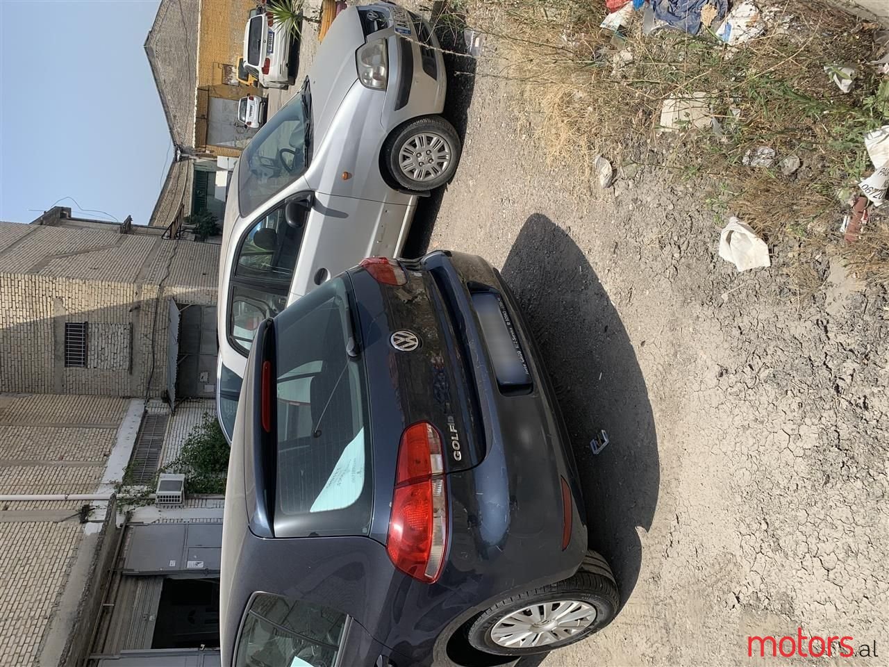 2011' Volkswagen Golf photo #3