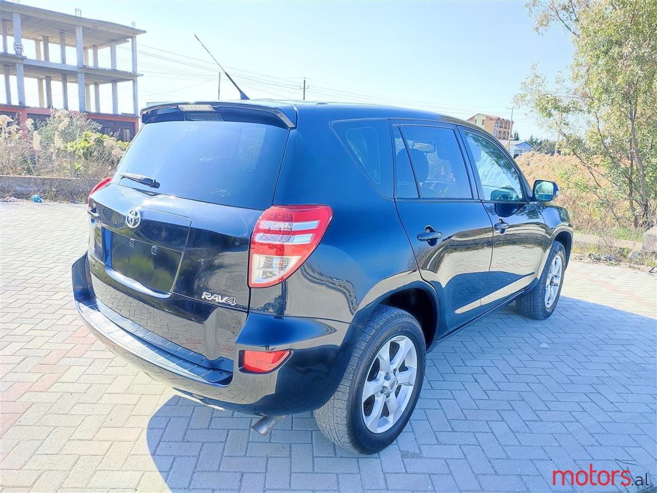 2012' Toyota RAV4 photo #2