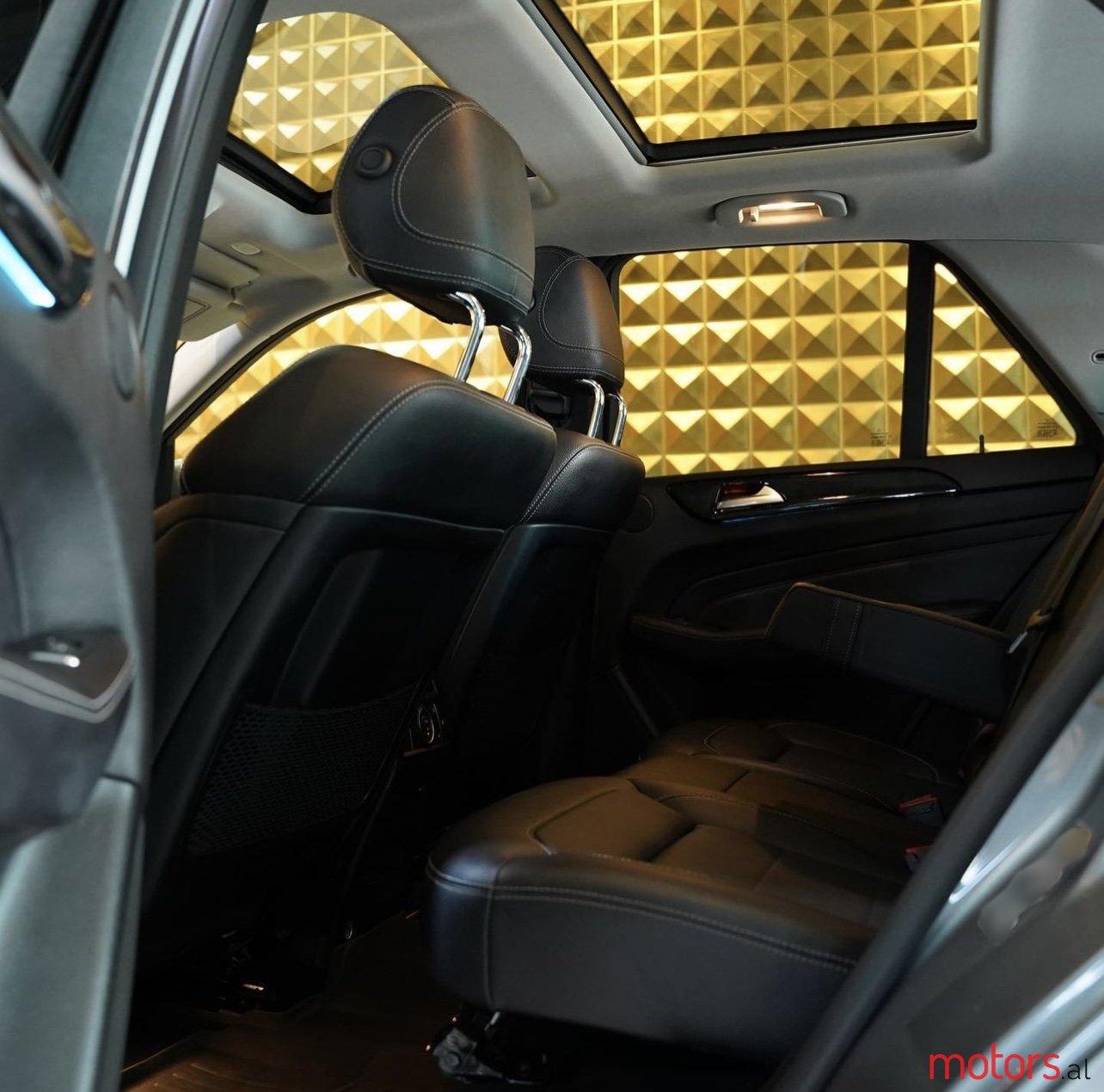 2015' Mercedes-Benz M-Class photo #3