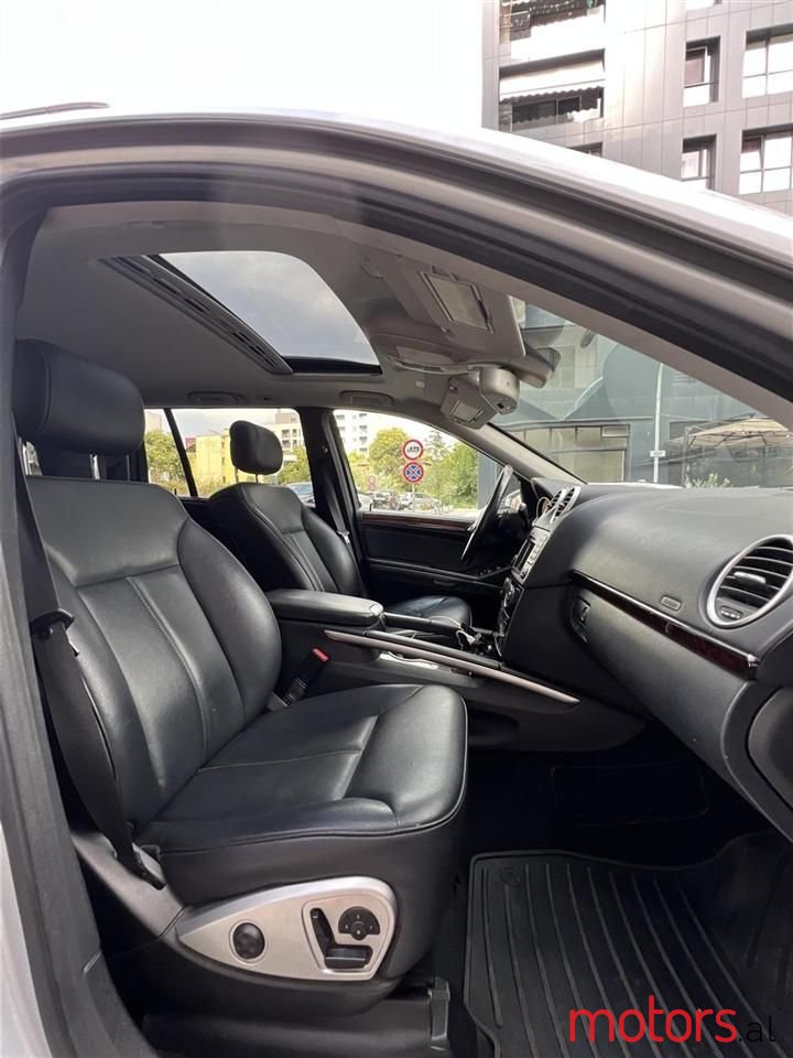 2012' Mercedes-Benz 450 photo #4