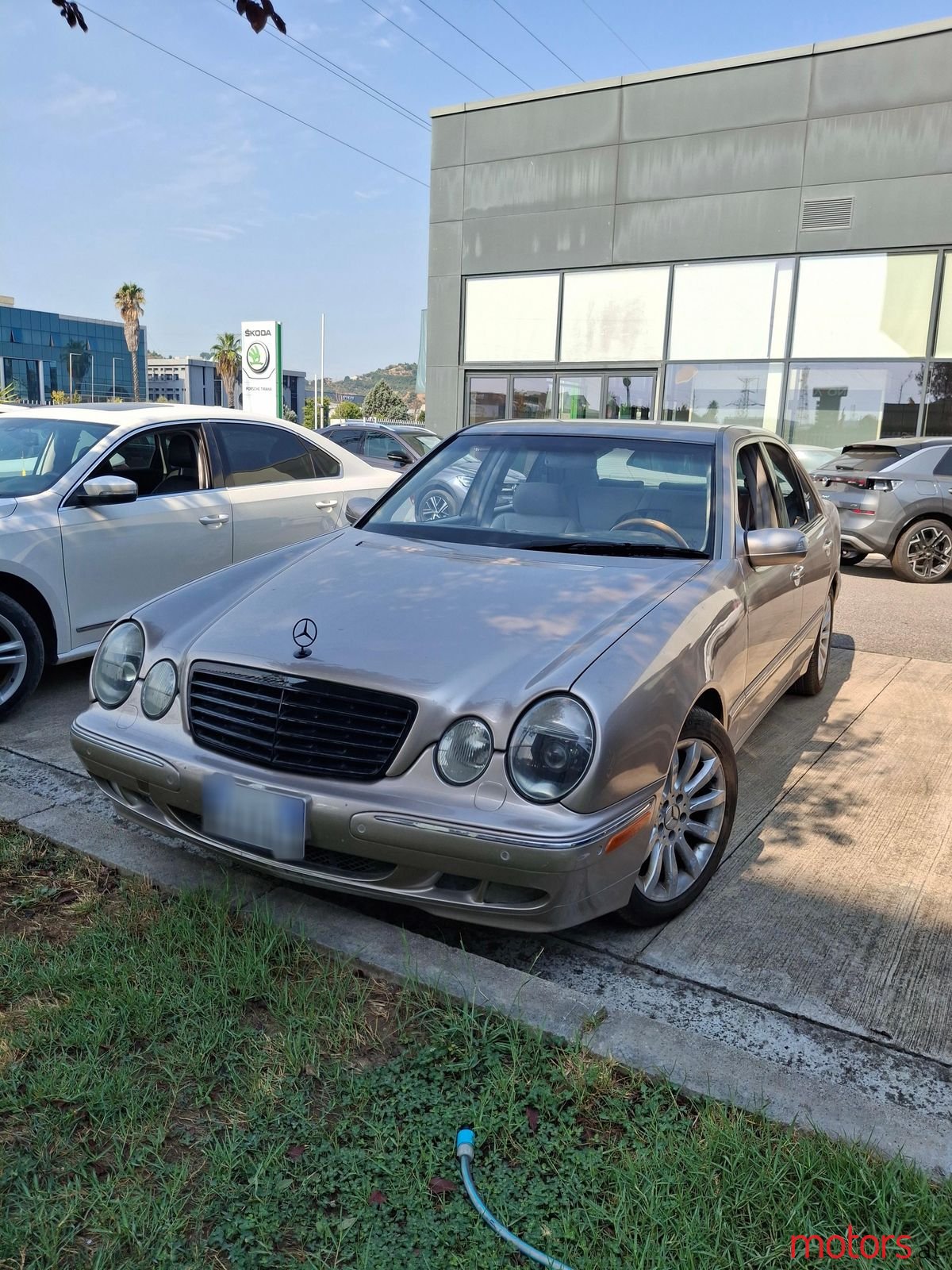 2000' Mercedes-Benz E 240 photo #1