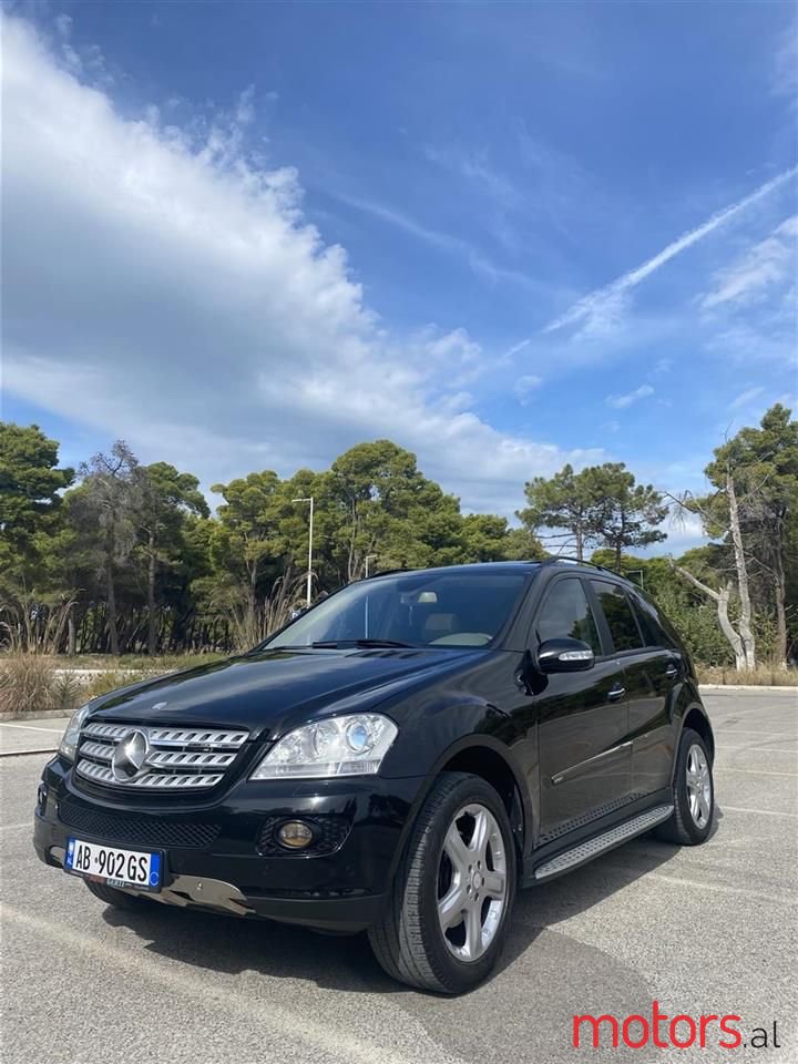 2008' Mercedes-Benz ML 320 photo #1