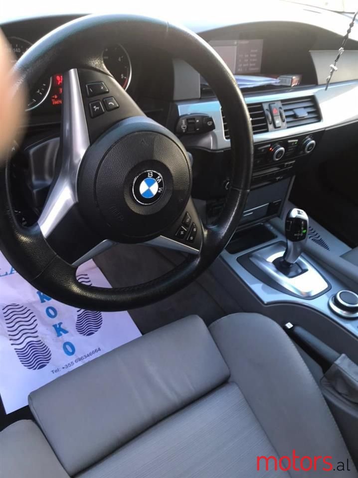 2008' BMW 325 photo #6