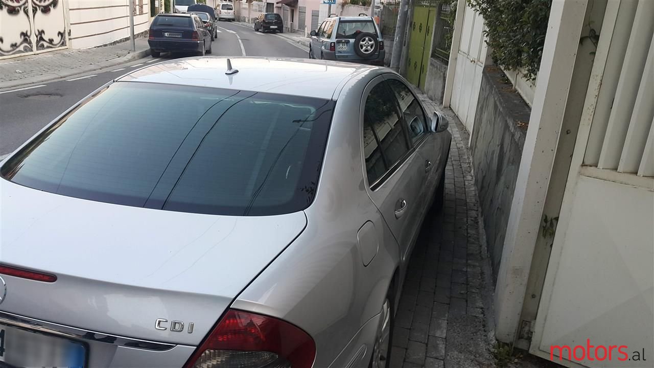 2007' Mercedes-Benz E 280 photo #6