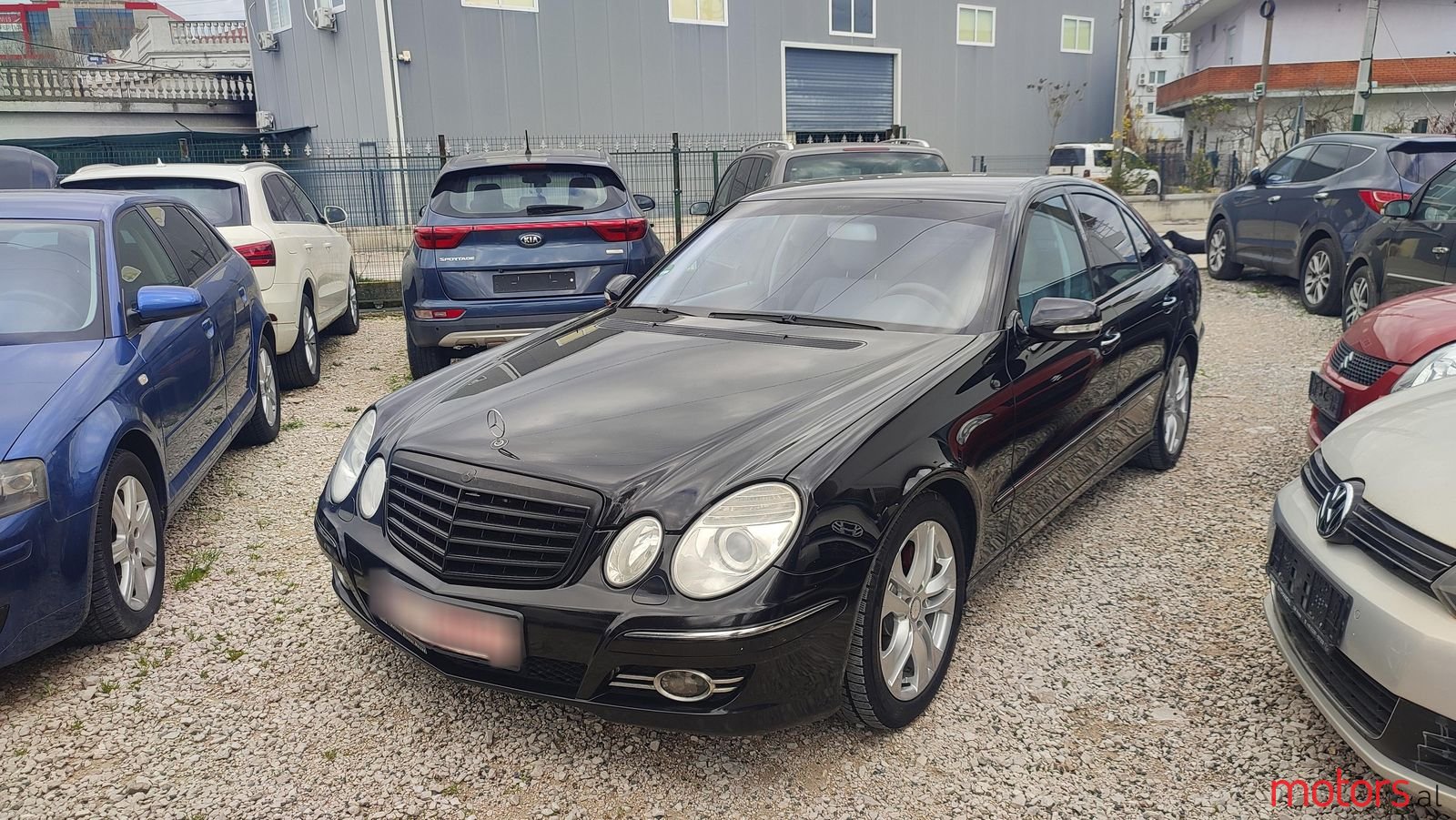 2008' Mercedes-Benz E 220 photo #1