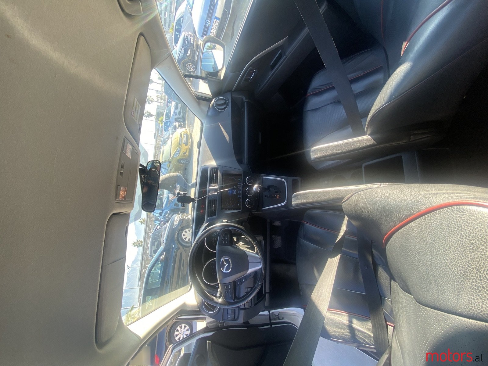 2011' Mazda 5 photo #6