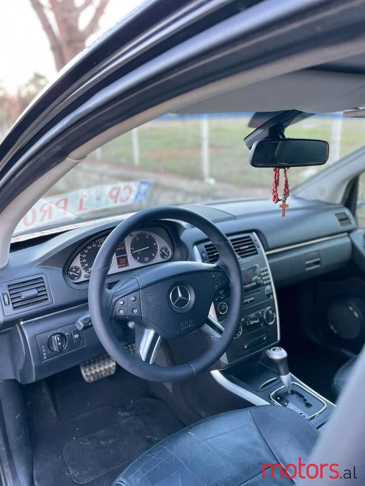 2006' Mercedes-Benz B 200 photo #5