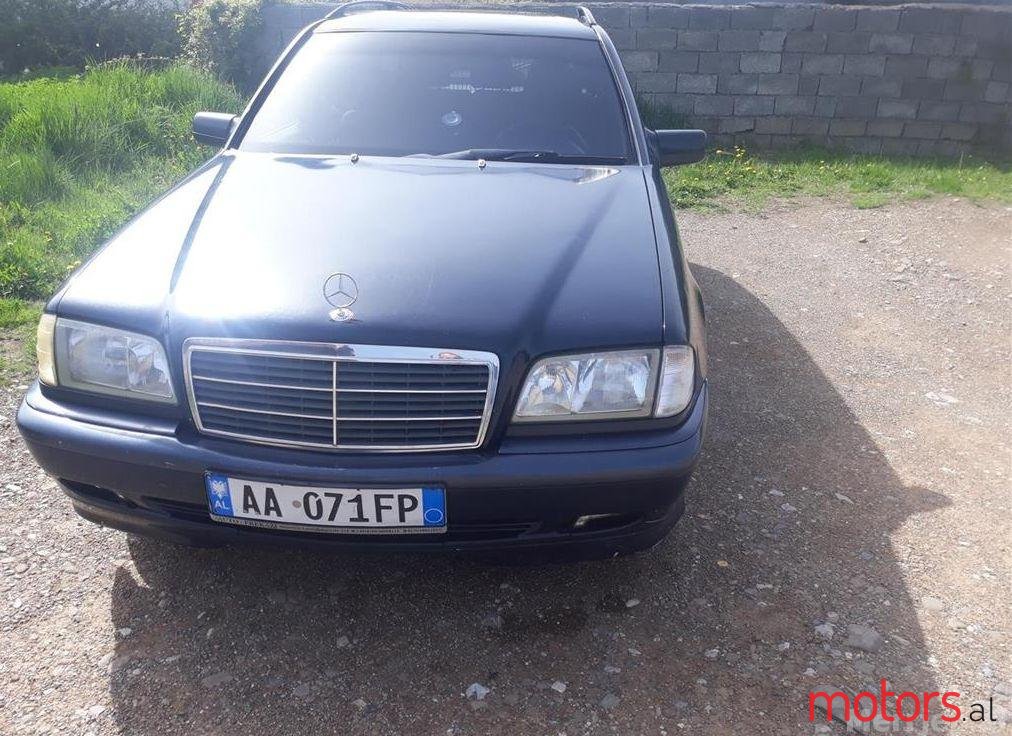1999' Mercedes-Benz 220 photo #1