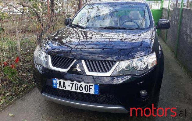 2008' Mitsubishi Outlander photo #3