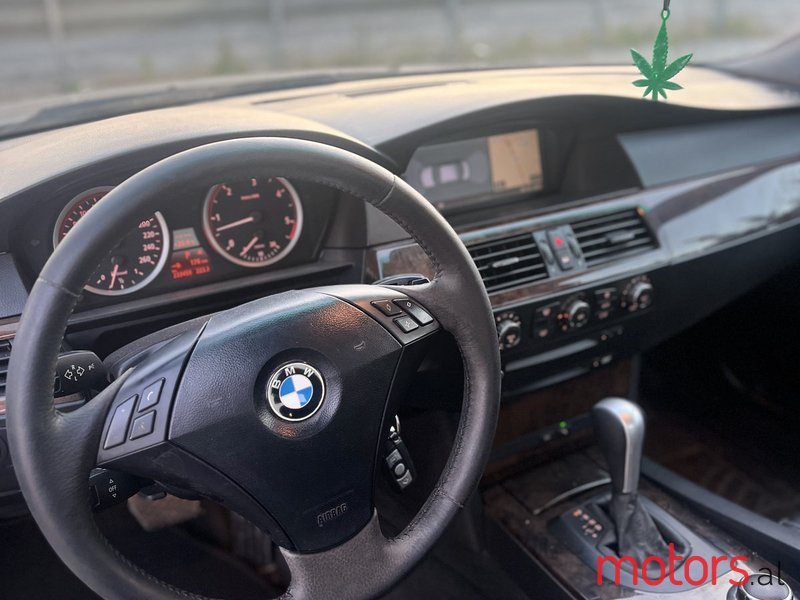 2007' BMW 530 photo #7