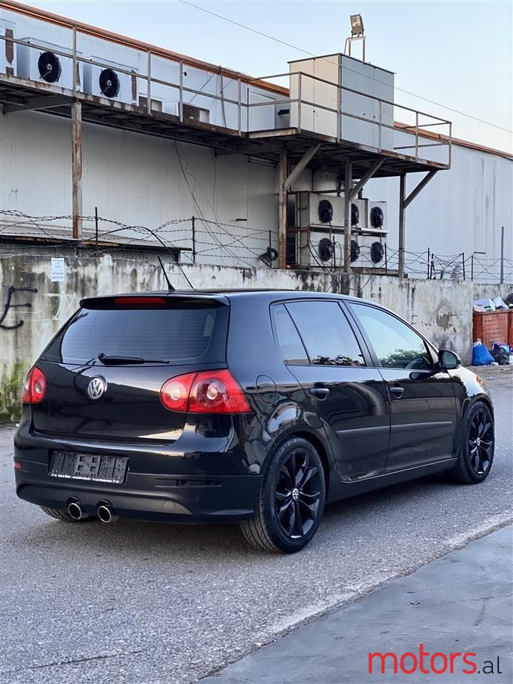 2007' Volkswagen Golf photo #4