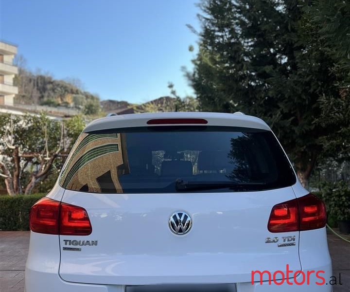 2013' Volkswagen Tiguan photo #4
