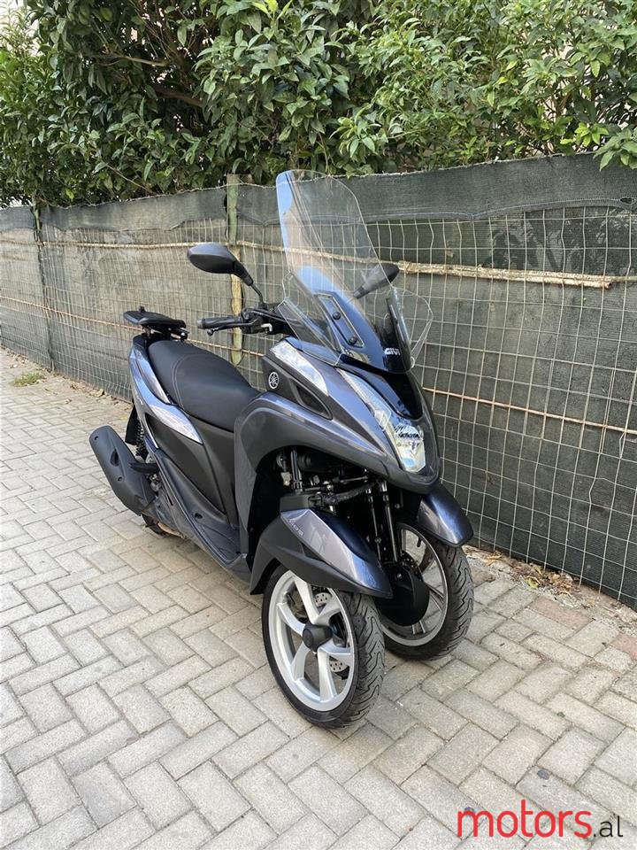 2015' Yamaha Tricity photo #1