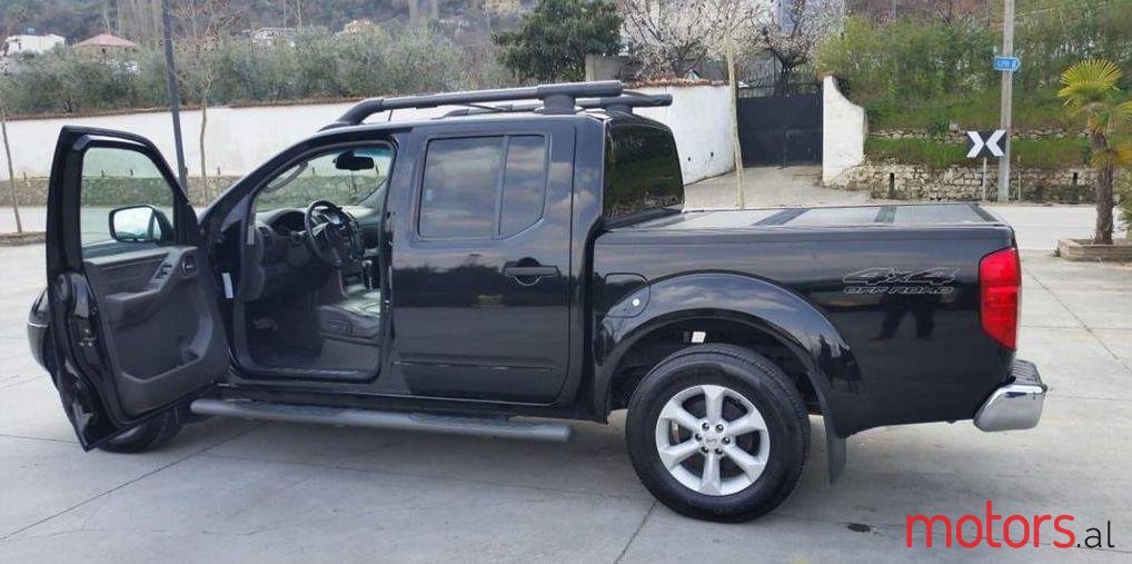 2007' Nissan Navara photo #1