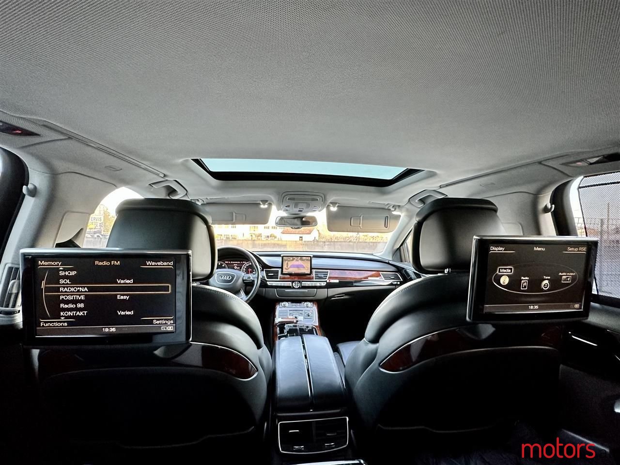 2011' Audi A8 photo #5