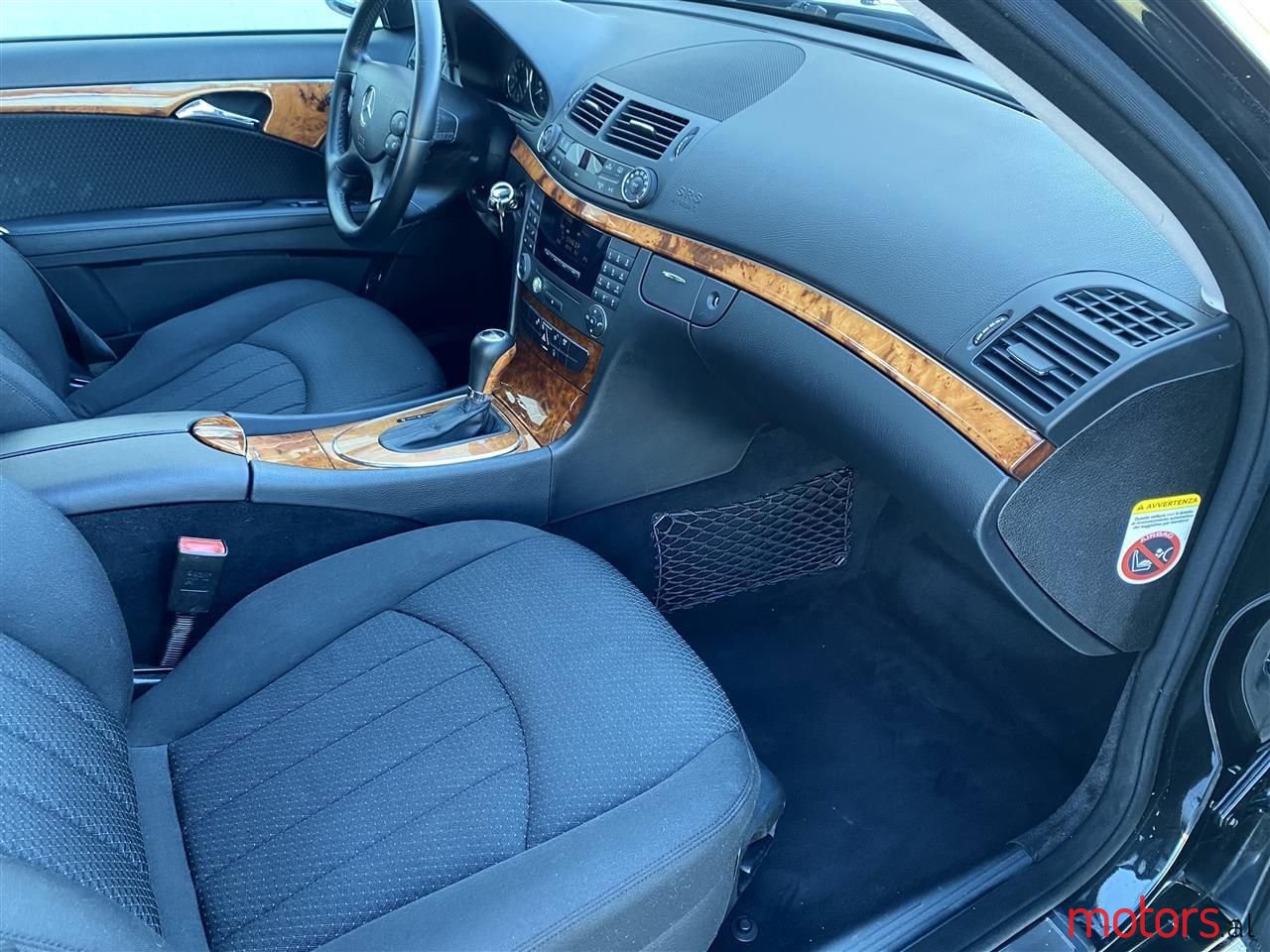 2007' Mercedes-Benz E 220 photo #5