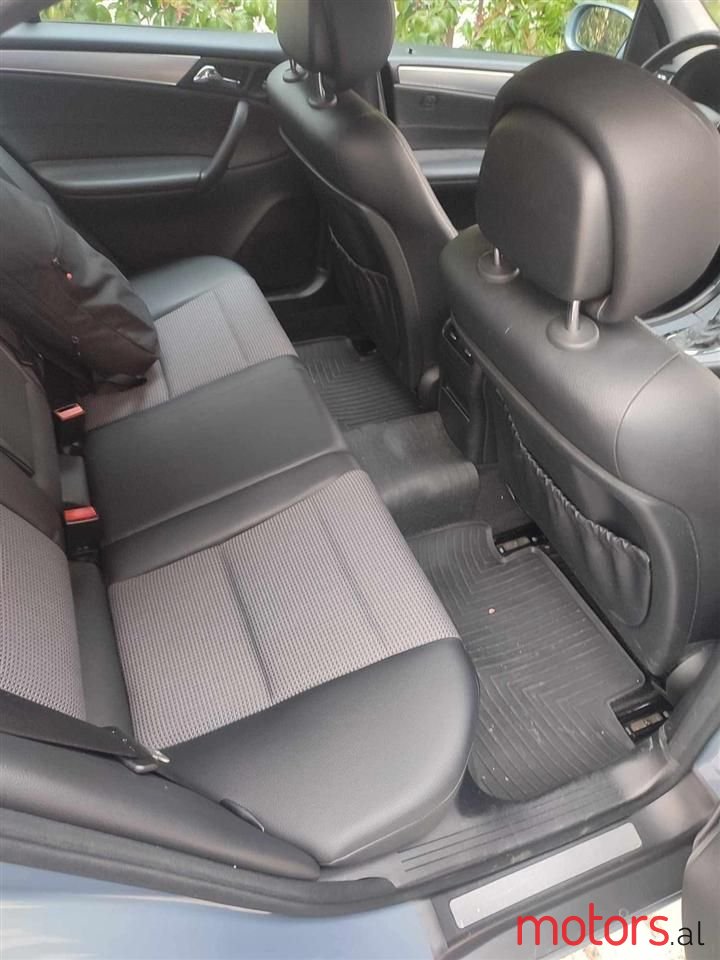 2007' Mercedes-Benz 200 photo #6