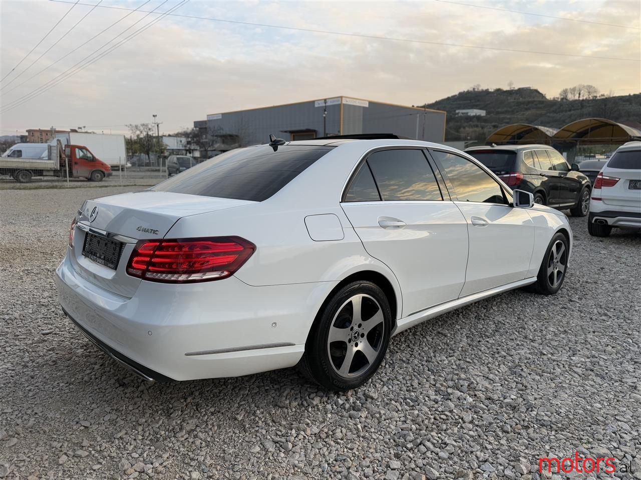 2014' Mercedes-Benz E 250 photo #5
