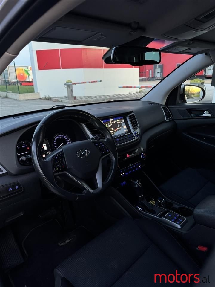 2017' Hyundai Tucson photo #2