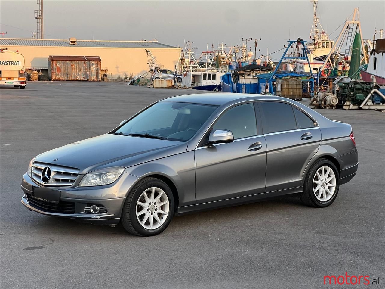 2008' Mercedes-Benz C 250 photo #2