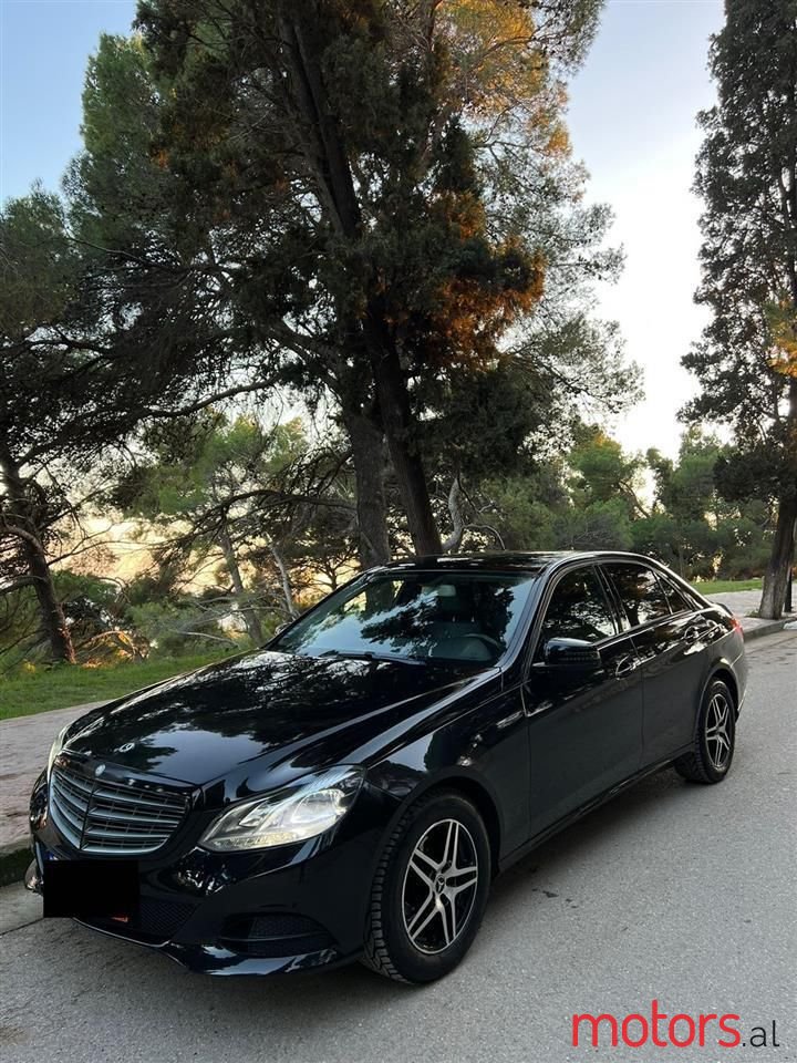 2015' Mercedes-Benz E 200 photo #6