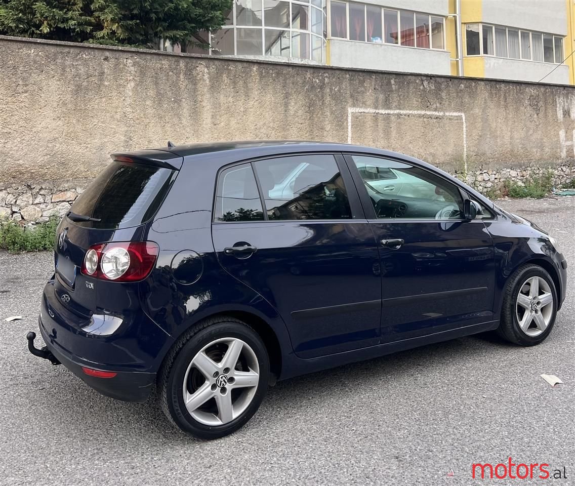 2006' Volkswagen Golf photo #5