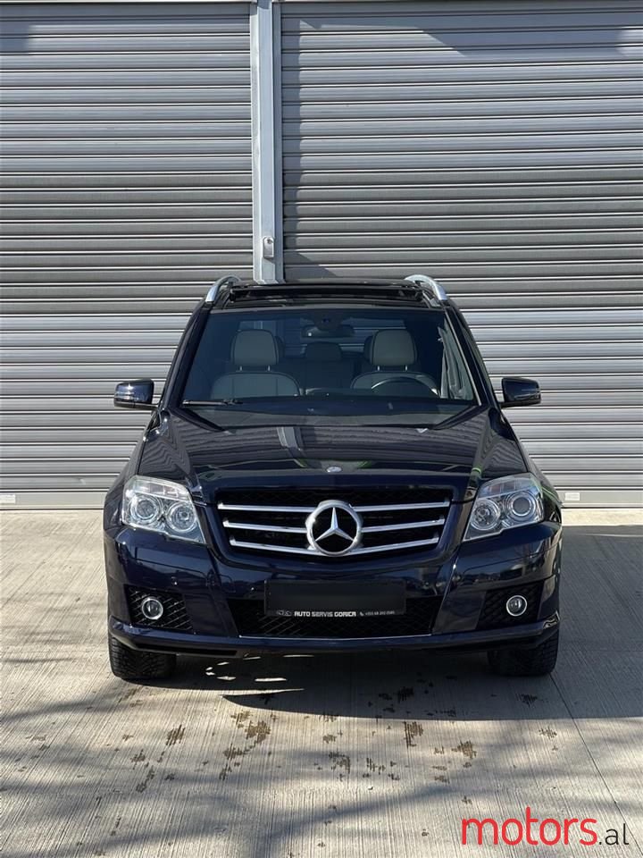 2008' Mercedes-Benz GLK 320 photo #1