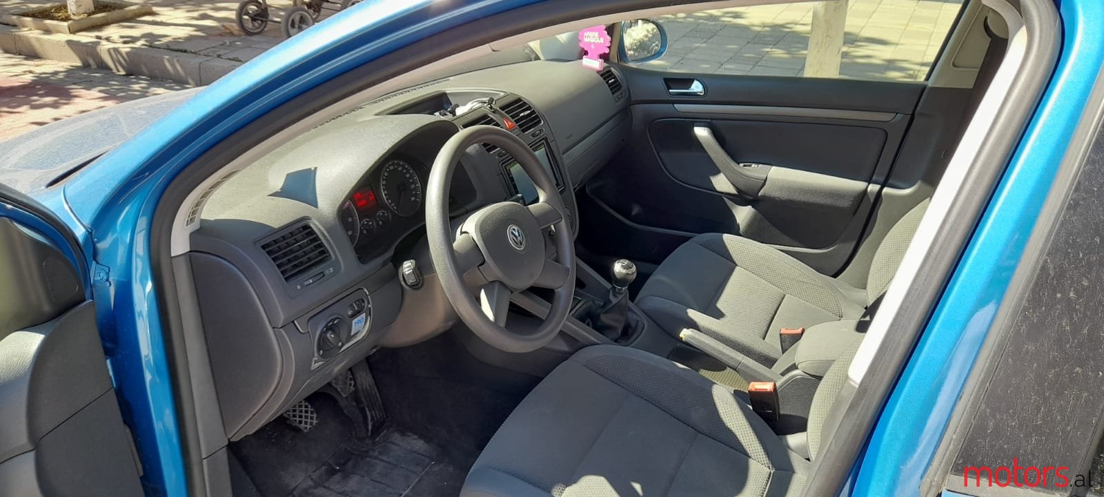 2005' Volkswagen Golf V photo #5