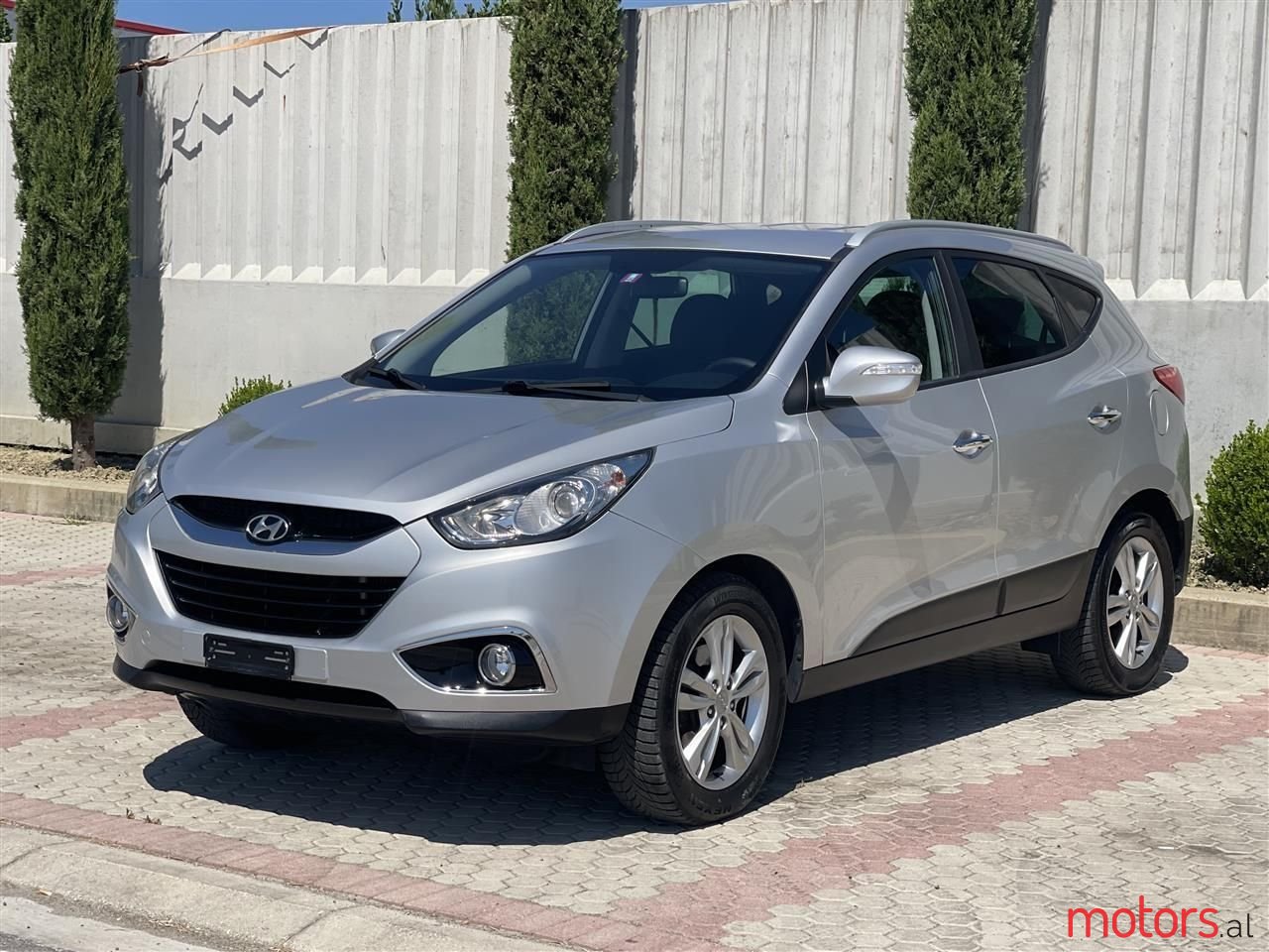 2011' Hyundai ix35 photo #1