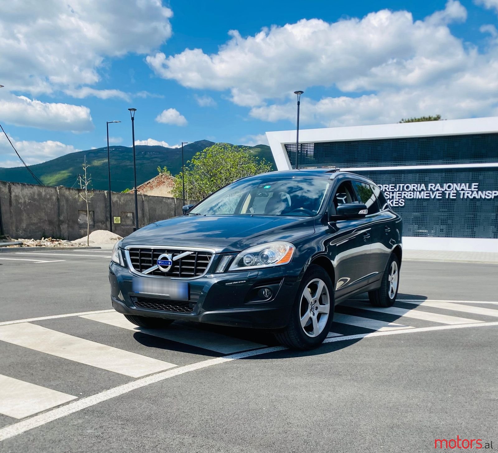 2010' Volvo Xc 60 photo #1