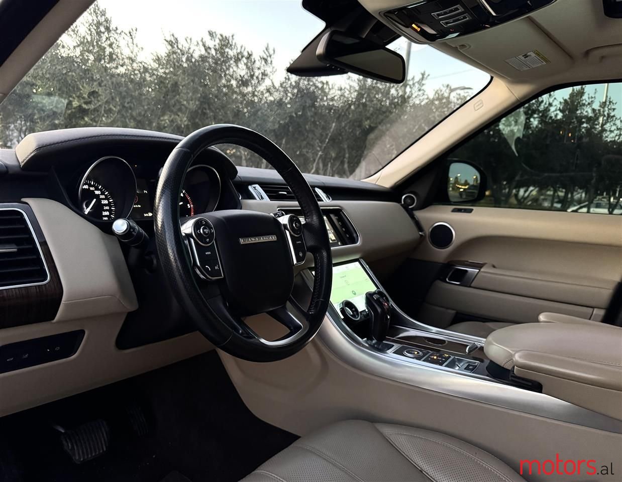 2016' Land Rover Range Rover Sport photo #5