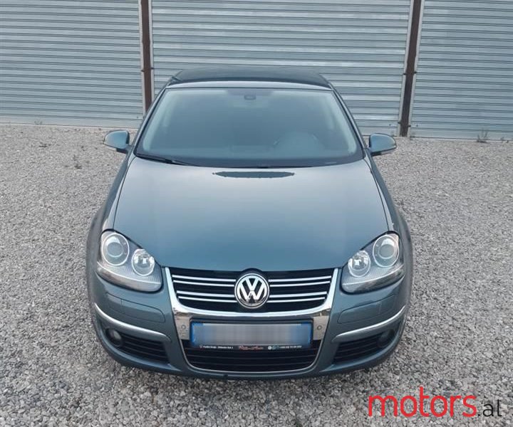 2009' Volkswagen Jetta photo #3