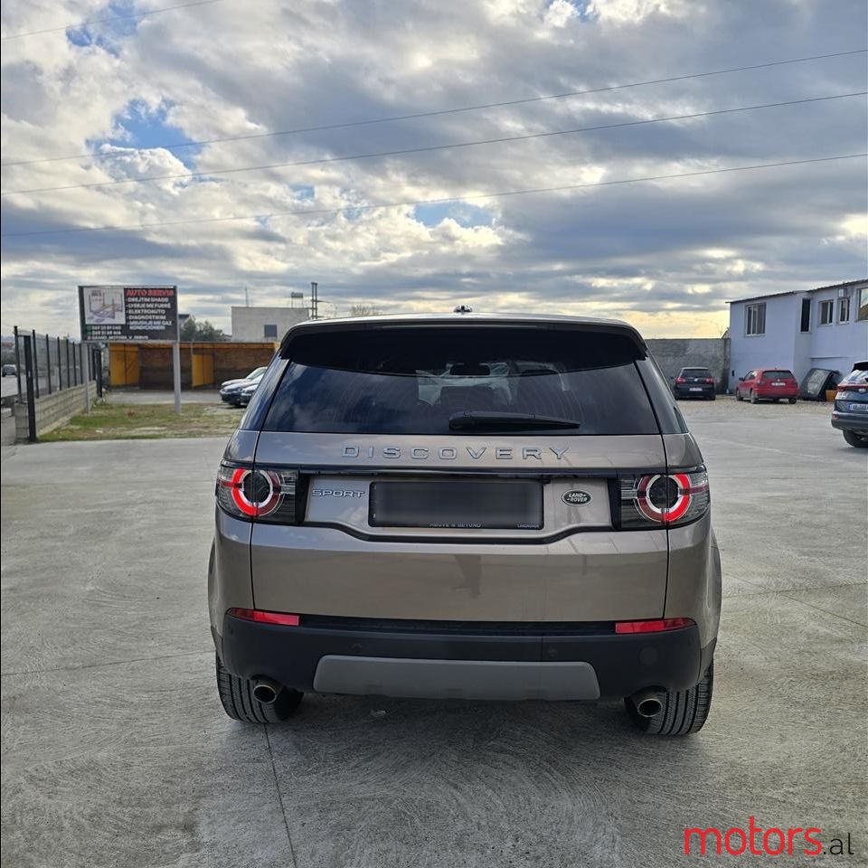 2016' Land Rover Discovery Sport photo #6