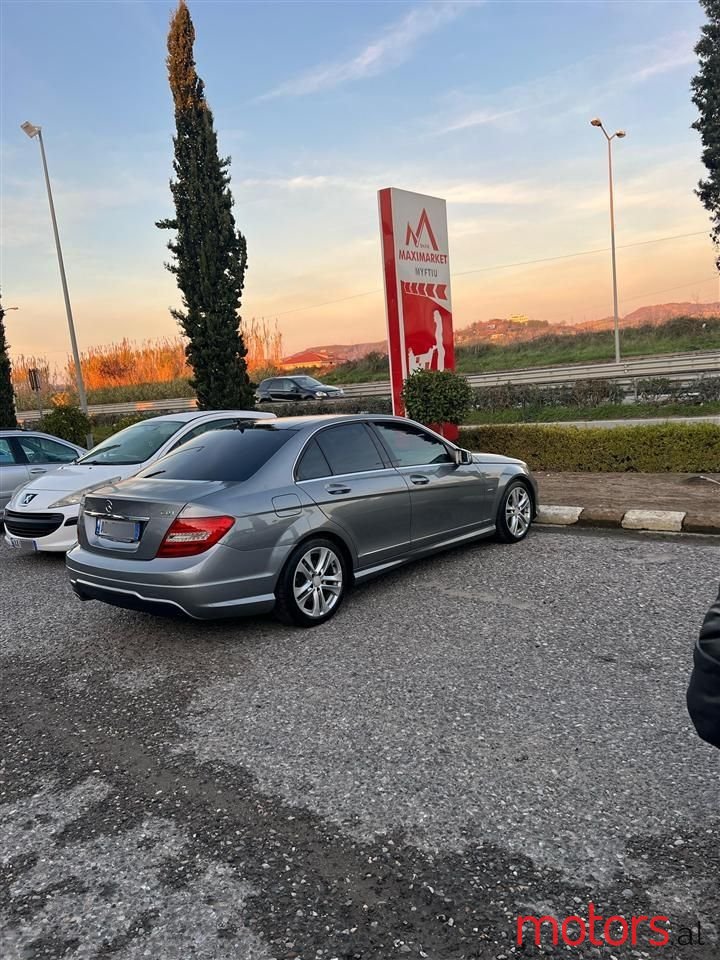 2013' Mercedes-Benz C 220 photo #3