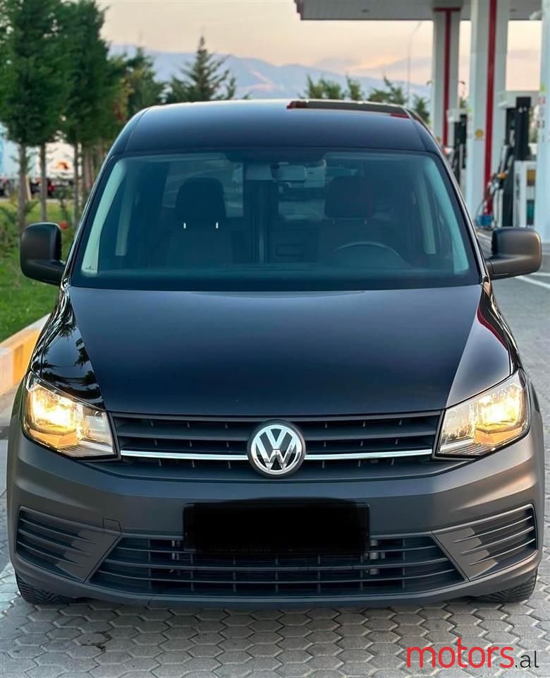 2016' Volkswagen Caddy photo #1