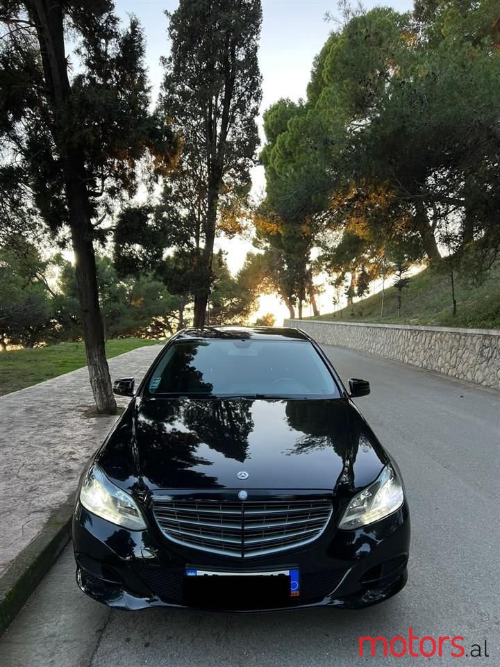 2015' Mercedes-Benz E 200 photo #6