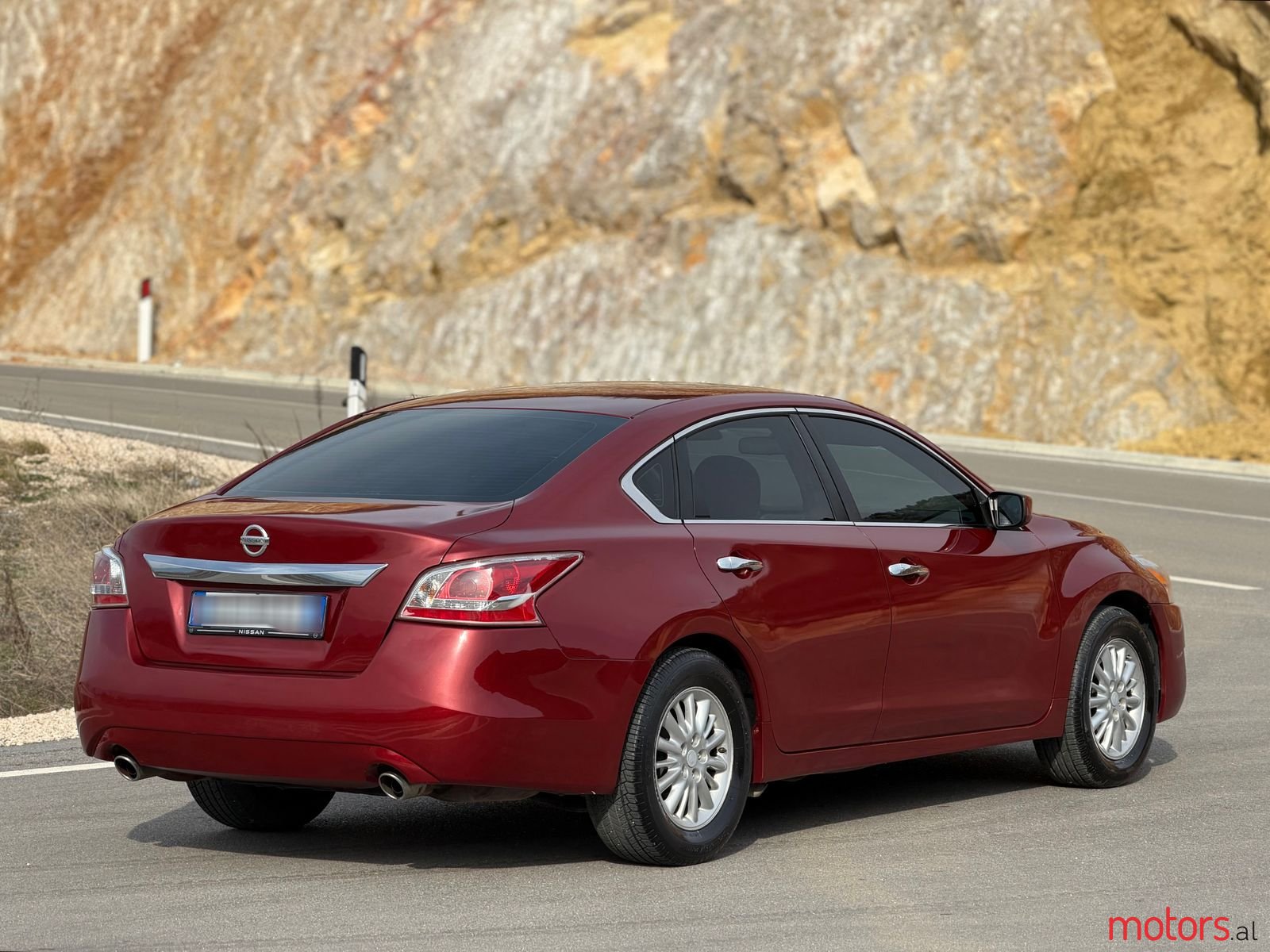 2013' Nissan Altima photo #4