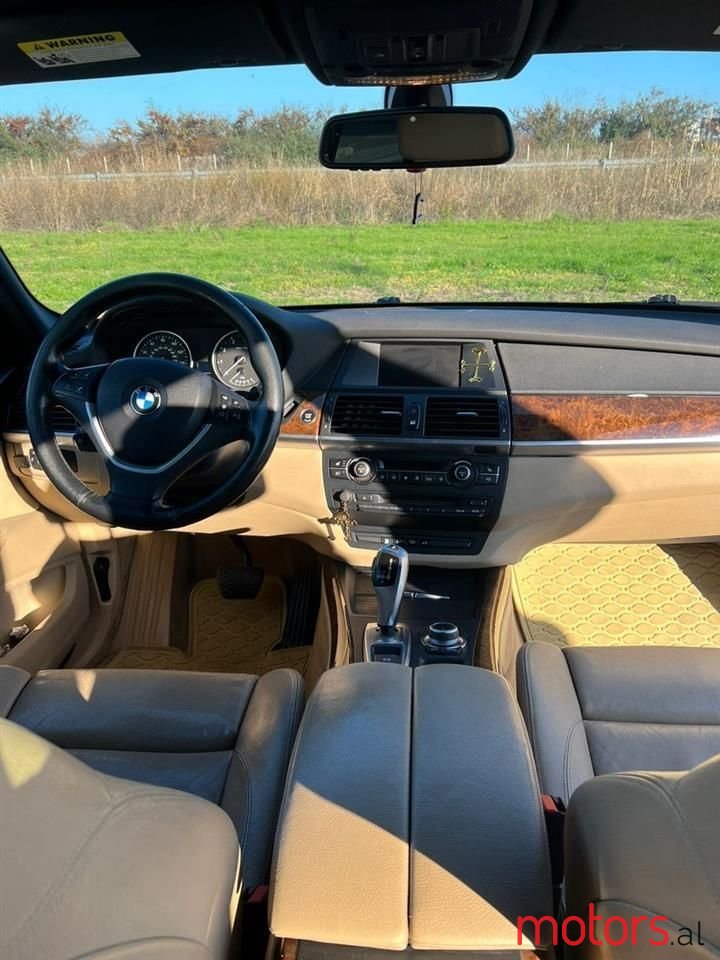 2010' BMW X5 photo #1