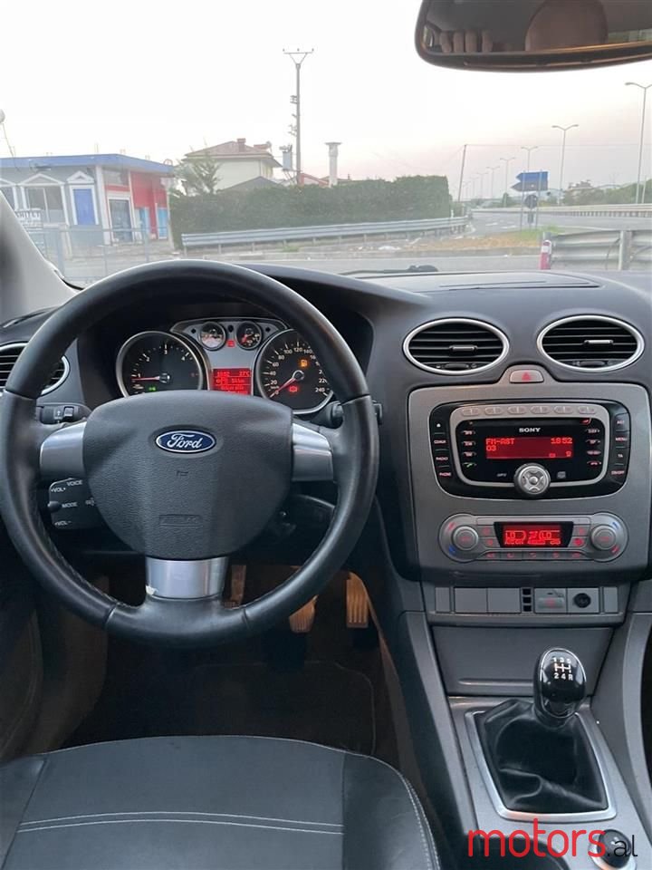 2009' Ford Focus photo #6