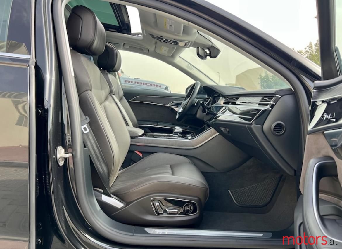 2019' Audi A8 photo #5