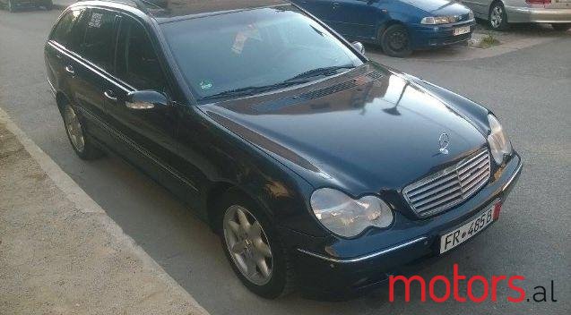 2002' Mercedes-Benz C-Class photo #2