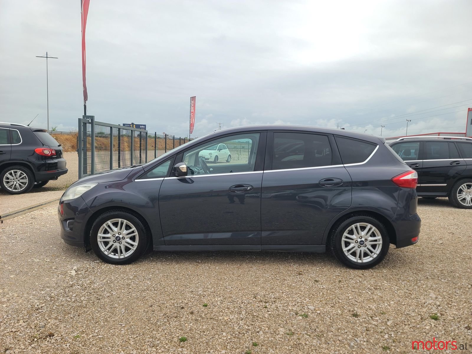 2014' Ford Focus C-MAX photo #1